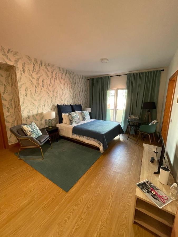 Apartamentos Da Se Catedral 푼샬 외부 사진