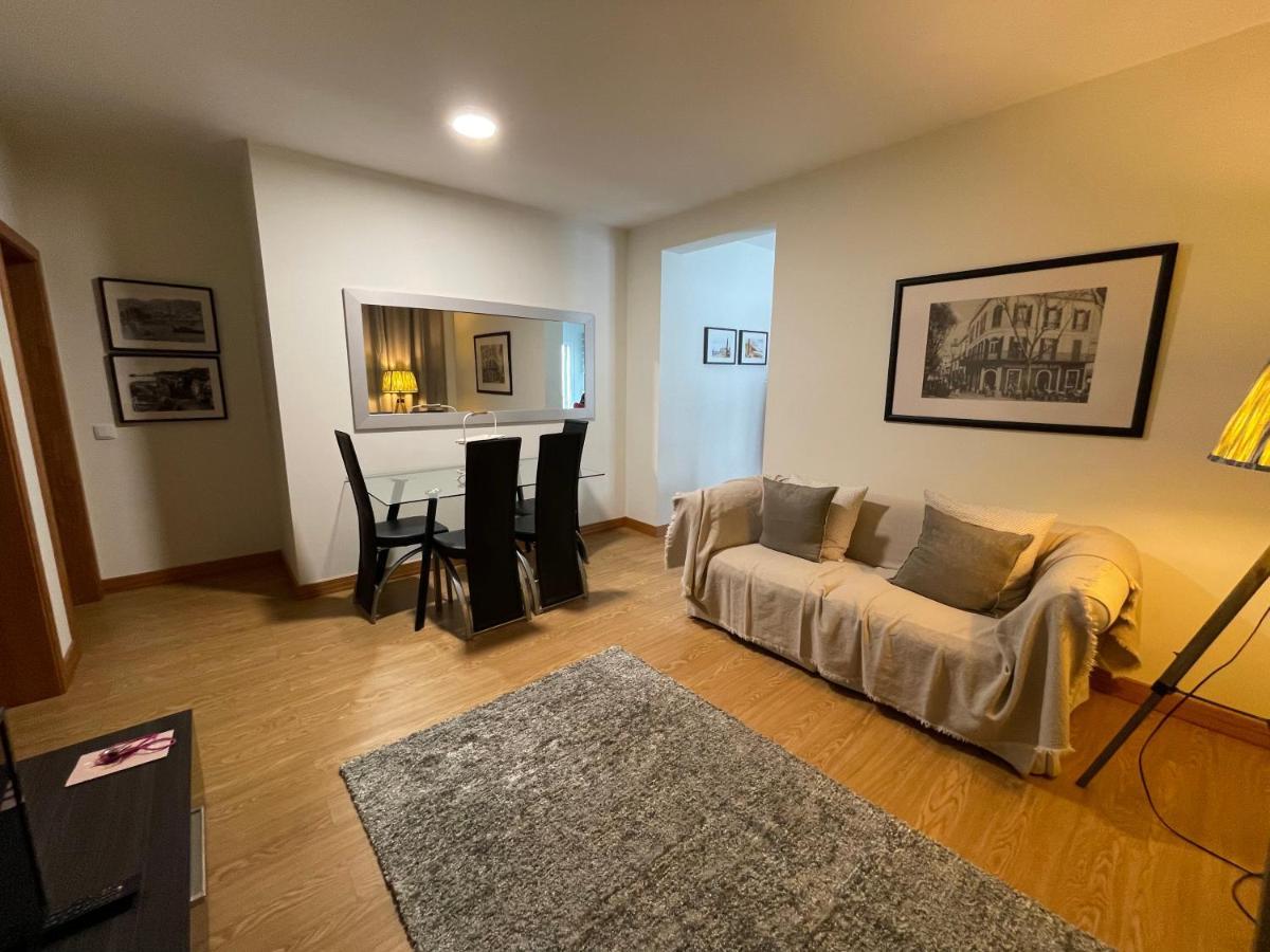 Apartamentos Da Se Catedral 푼샬 외부 사진