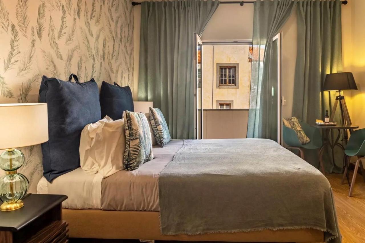 Apartamentos Da Se Catedral 푼샬 외부 사진